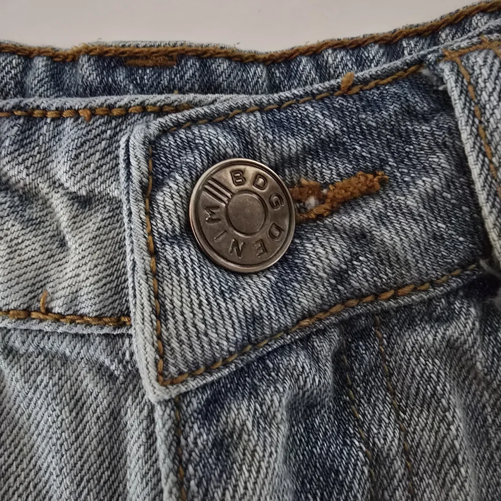 BDG High Rise Dree Cheeky Blue Distressed Jean Shorts Frayed Hem Size 27